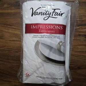 NEW Vanity Fair Impressions Tablecovers 6 Count White Linensoft 3 Ply  54"x108"